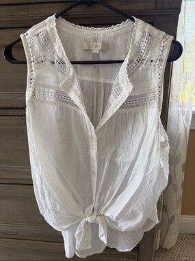 LOFT White Sleeveless Tie-Hem Lace-Trim Camisole